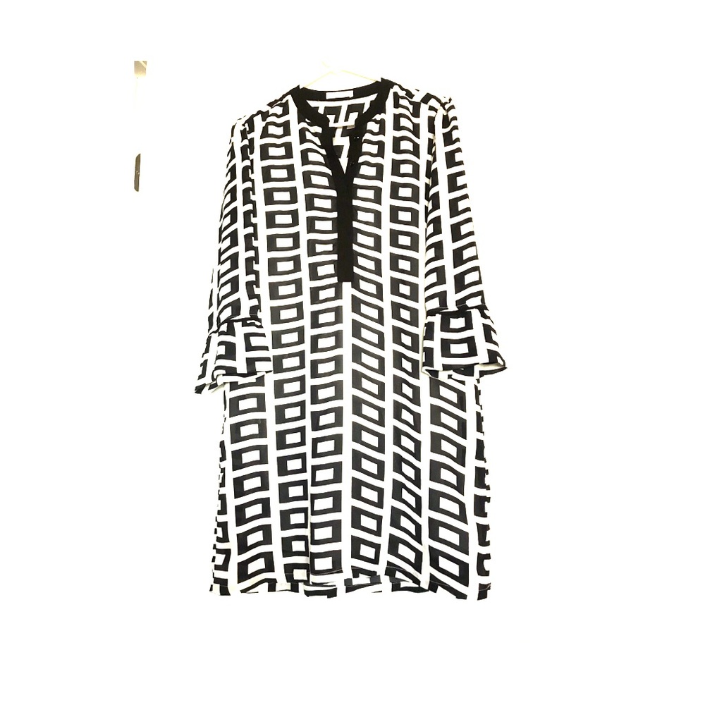 Boutique black + white pattern dress